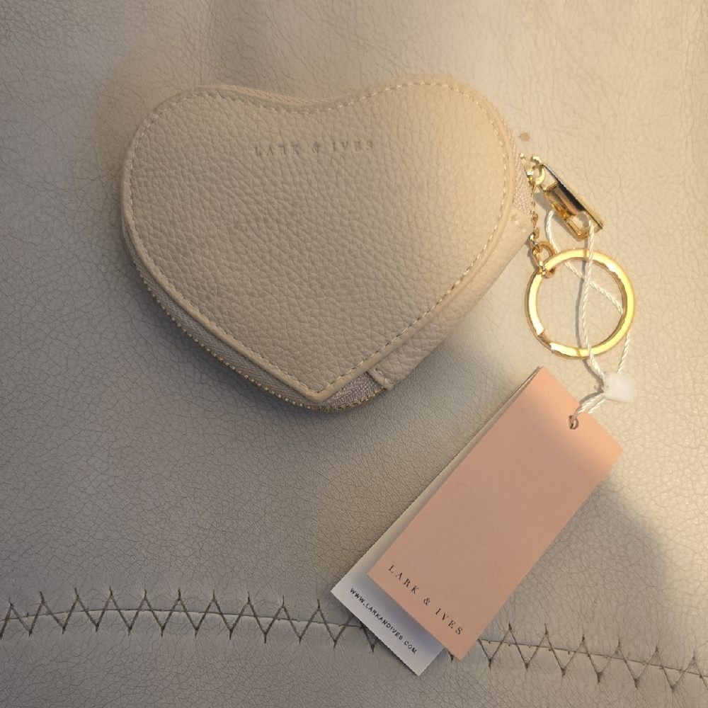 Lark & Ives Cream Heart Keychain Wallet